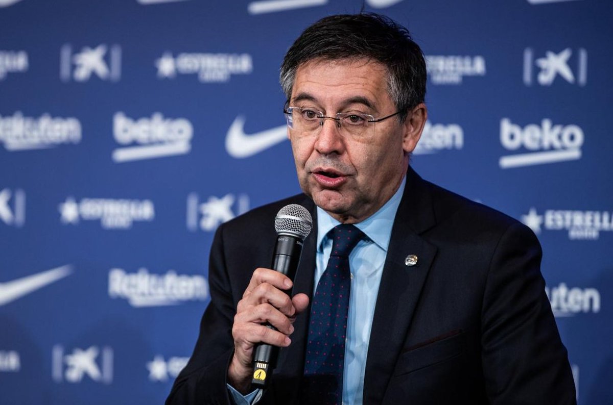 lequipe's tweet photo. Après avoir refusé de démissionner, Josep Maria Bartomeu, le président du Barça, a annoncé l'opposition des autorités locales à la tenue du vote de la motion de censure aux dates prévues. Les socios comptent porter plainte https://t.co/fFOpZfBVAb https://t.co/VXceGQdpFA