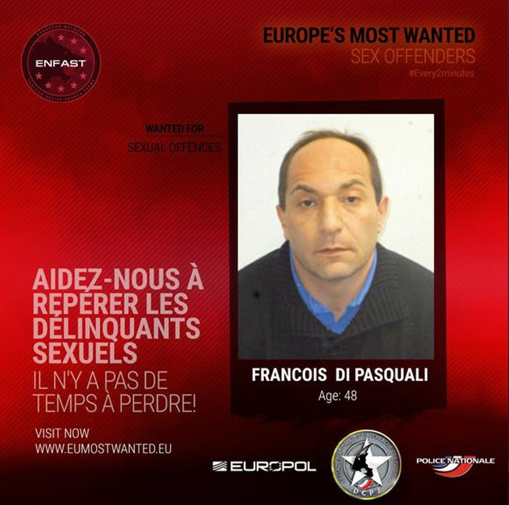 InfosFrancaises's tweet photo. "Most wanted" : Europol diffuse le portrait du fugitif français François di Pasquali, l'un des délinquants sexuels les plus recherchés d'Europe, condamné à Saint-Étienne à dix ans de prison pour viol et agression en 2009 et 2012 (franceinfo). https://t.co/X6Oc2g5Kap
