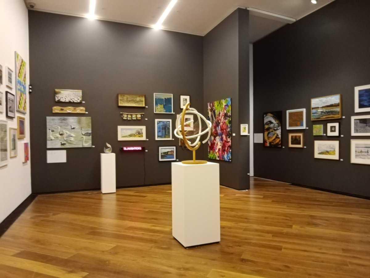 col_art_society's tweet photo. Image from Borders at @firstsite
A joint exhibition with @col_art_society and @ipsartsocuk
Extended until 1st November!
#ColchesterArtSociety #CreativeColchester #ipswichartsociety #firstsite #firstsitecolchester #firstsitegallery #Borders https://t.co/YqkSdczIac