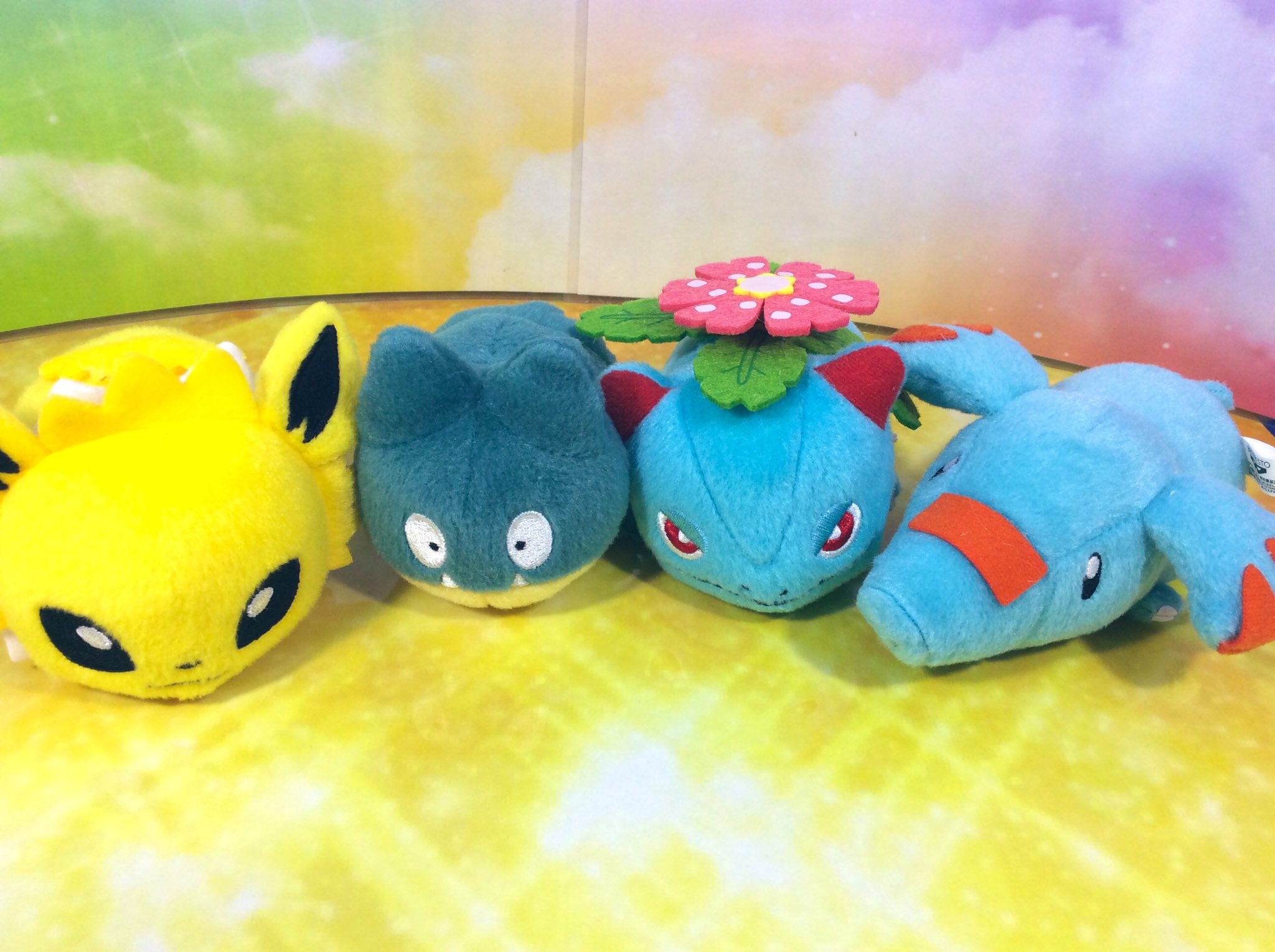 Namco梅田店 1階にて ポケットモンスター てにのるころりんフレンズぬいぐるみ フシギバナ サンダース ゴマゾウ ゴンベ が入荷致しました 手のひらサイズでとっても可愛いぬいぐるみです プライズ ポケモン ポケットモンスター T