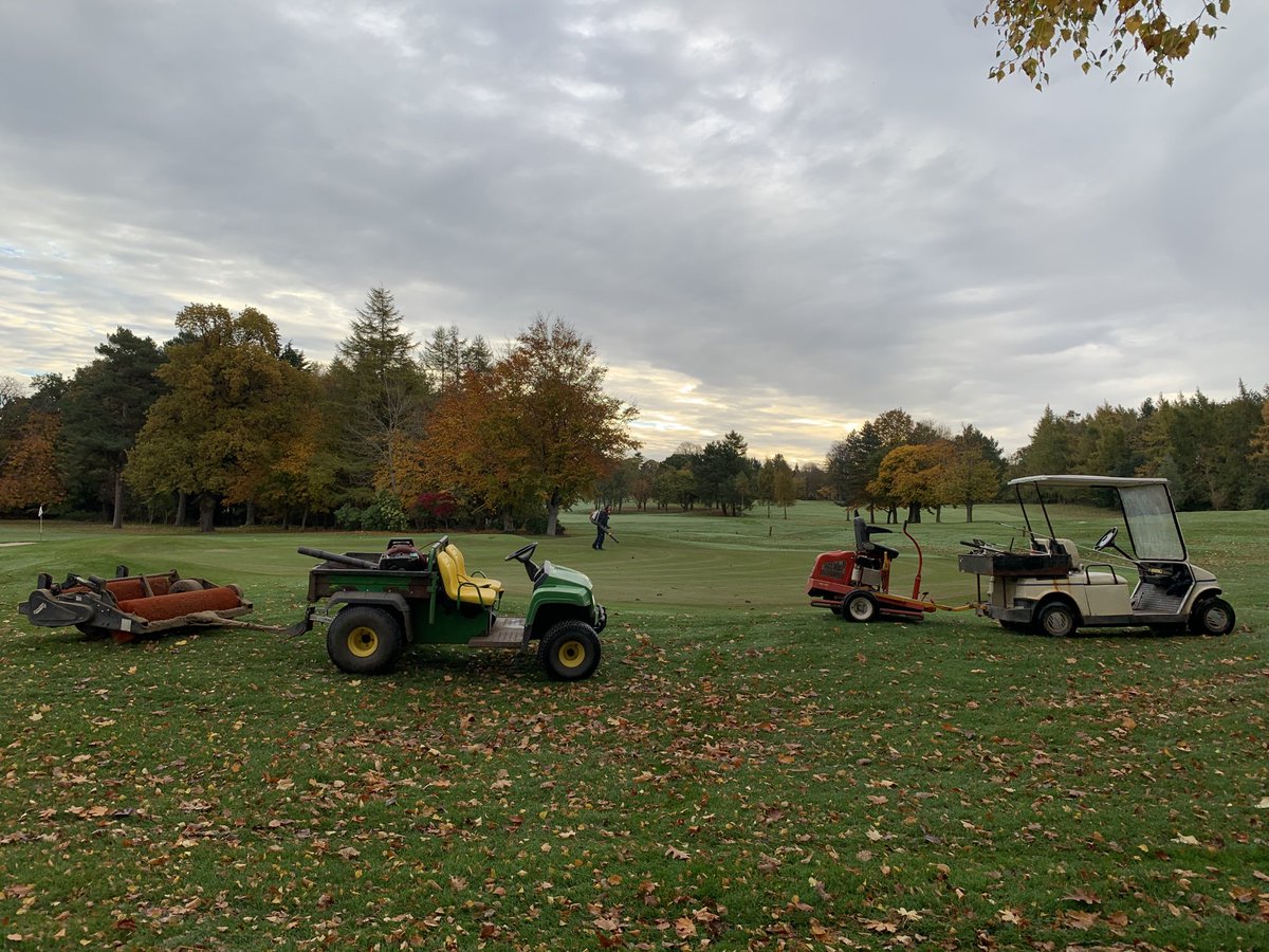TheRoyalBurgess's tweet photo. Tuesday 27th October
Course set up for play
Preferred lies in operation
Buggies available
Greens maintenance continuing throughout the Course
Forecast -
Dry morning, rain later https://t.co/09OMk28Y6q