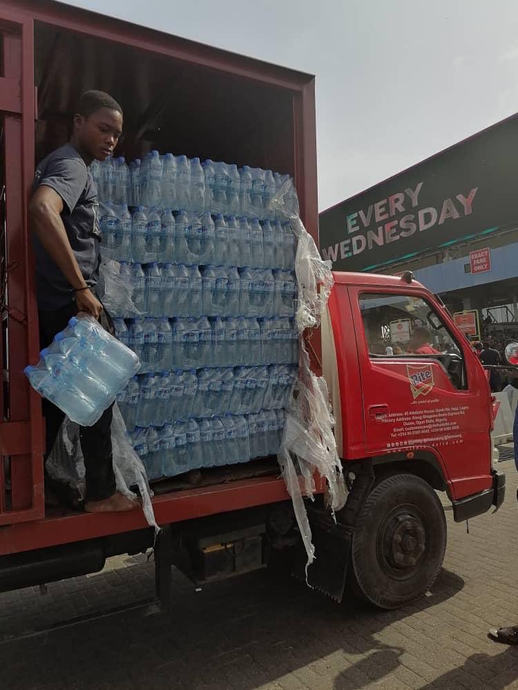 mroscarromero's tweet photo. A gentle reminder that it’s only Bigi table water we are drinking. 

Na brand wey support us we go patronize!!!  #EndSARS https://t.co/Hs1RoN6eoJ