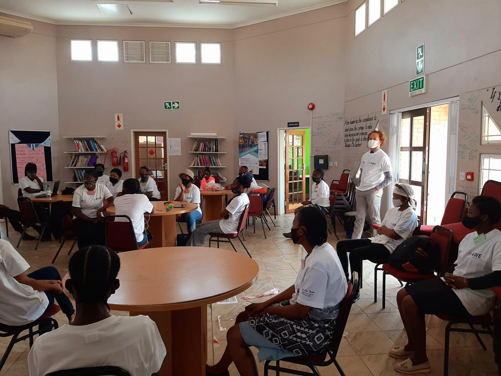 lillianmoremi's tweet photo. #ThankYou @USEmbassyBW for the opportunity to facilitate #AcademyForWomenEntrepreneurs for the 1st time in #Botswana with @WashFellowship fellow @sarahseengmulwa Shout out to @StepUpInt for the warm welcome in #Mochudi this week. @exchangealumni @AWE_Int #YALIAlumni https://t.co/a4JUbyvFWl
