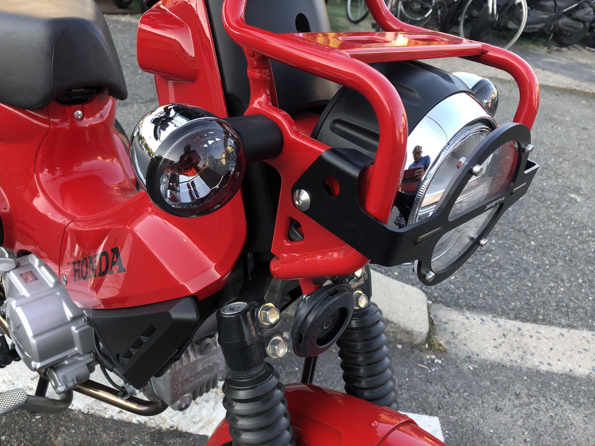 mebius810's tweet photo. #クロスカブ　に黒ぶちメガネ https://t.co/MG4UyDfIVK