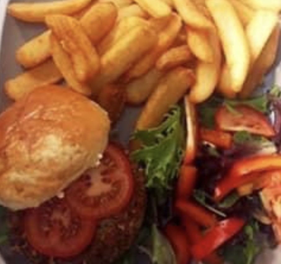 Coach & Horses Inn tweet media