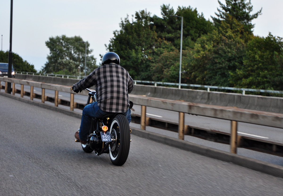 SinnerCo's tweet photo. My buddy’s 883 Sportster bobber is up for sale with #AttitudeCycles here in the UK. Check out #instagram for more info 📸🍻 https://t.co/ya3eiGs9IJ