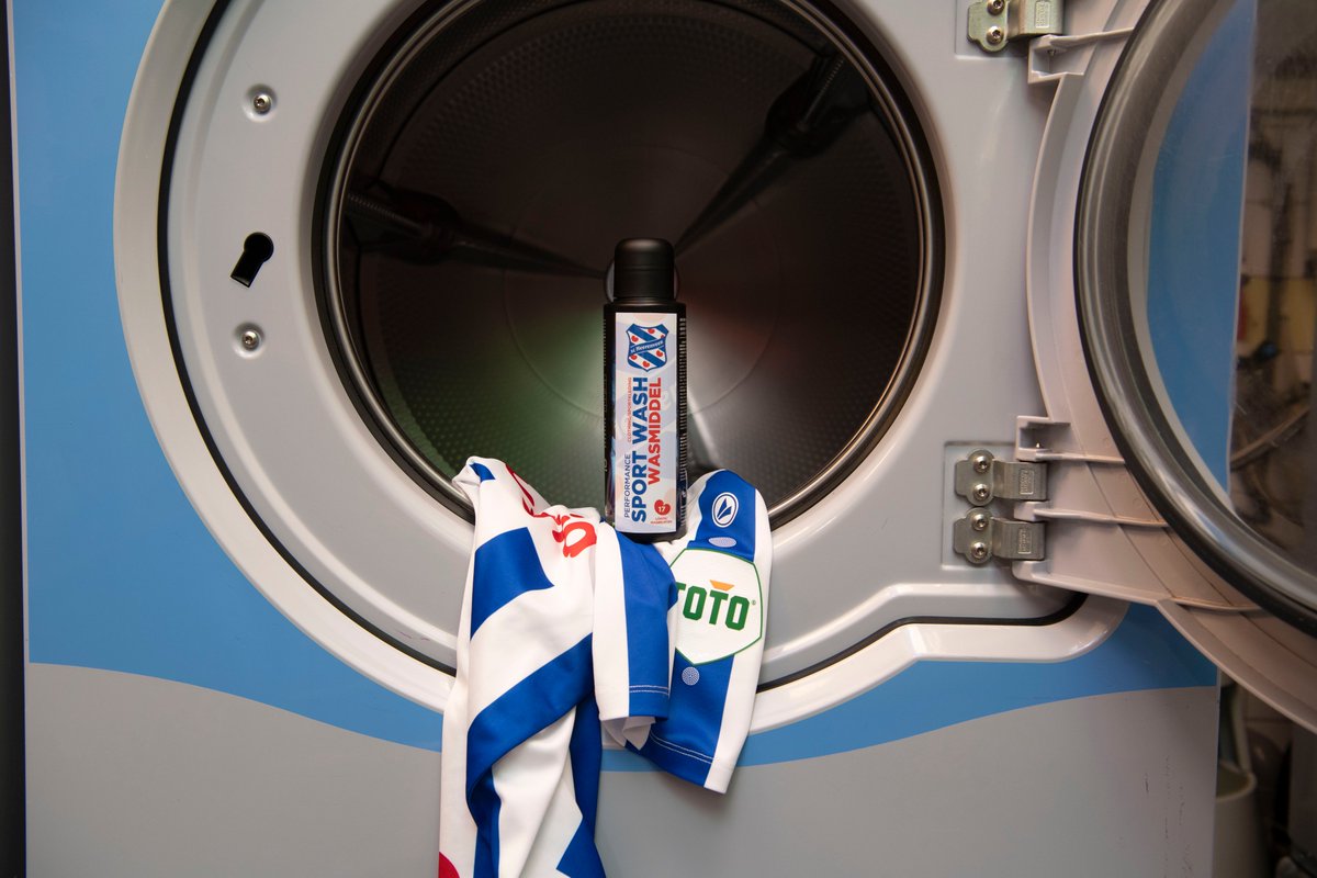 Medigros's tweet image. Wie wil dit nu niet? #geurvrij #wasmiddelvoordesport Schoon is schoon ook in je voetbaltas! Voor meer info: steunuwvoetbalclub.nl  @Medigros