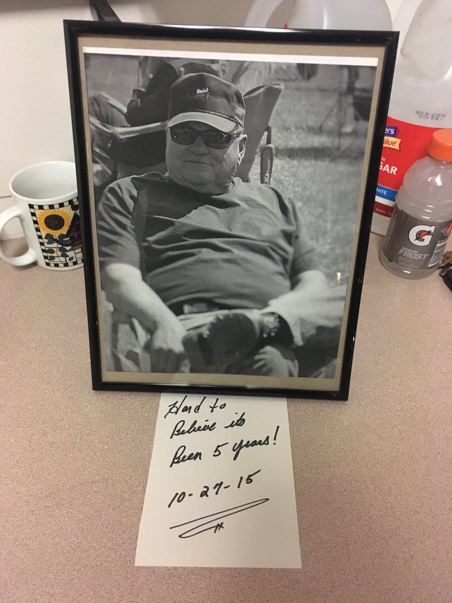 AlCervik's tweet photo. Five years after #BigJohn passed he's remembered at his employer, @FarmandFleet.  Lead by example, friends.  You can't underestimate the people you touch. ❤ https://t.co/0UzgmcrLQq