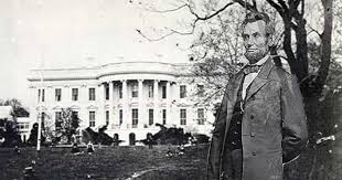 In a Halloween &amp; US presidential election themed episode, we consider the life &amp; death of the “Great Emancipator”, before taking an offbeat look at the stories that've been told over the years of ghostly sightings of the 16th president at the White House.
assassinationspodcast.com/podcasts