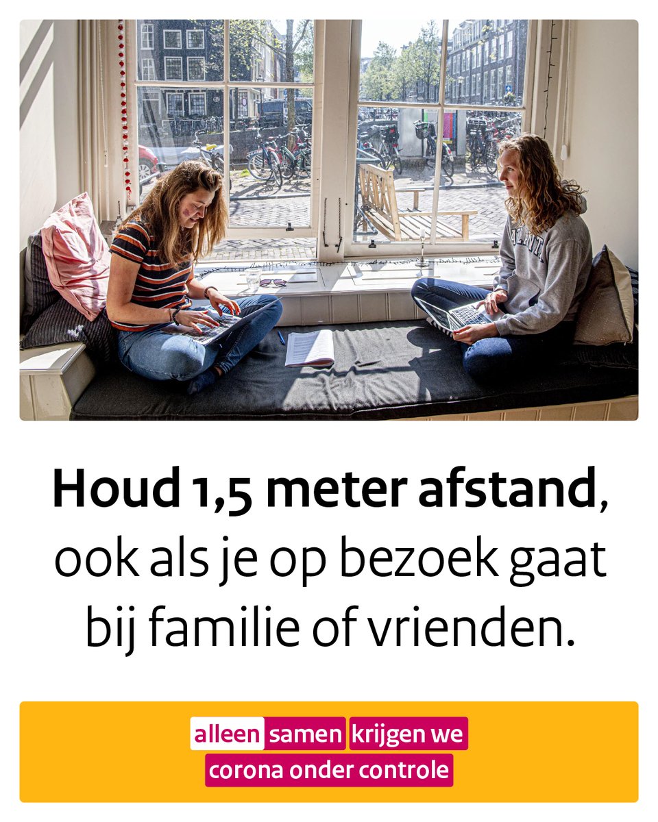 GemeenteGouda's tweet photo. Ga je op bezoek bij vrienden of familie? Of ontvang je juist bezoek thuis? Gezellig!☕️ Ontvang maximaal 3 personen per dag en hou voldoende afstand van elkaar, ook thuis. ↔️

Alleen samen gaan we de verspreiding van het coronavirus tegen. https://t.co/rgJHk0PE3K