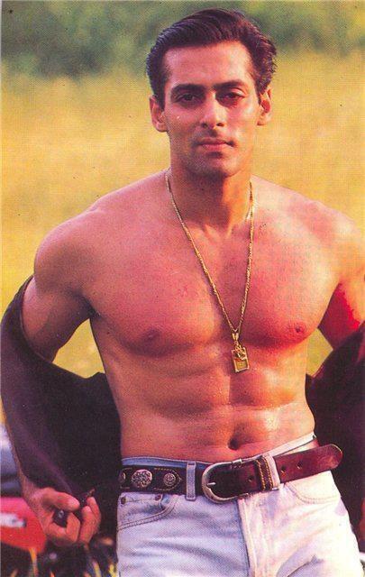 BKbidya's tweet photo. Rock start 

Angry Man with Golden Heart 

world sexiest man 

Being Human 

#TwoMonthsToSALMANsBDAY https://t.co/M3c5h7kowS