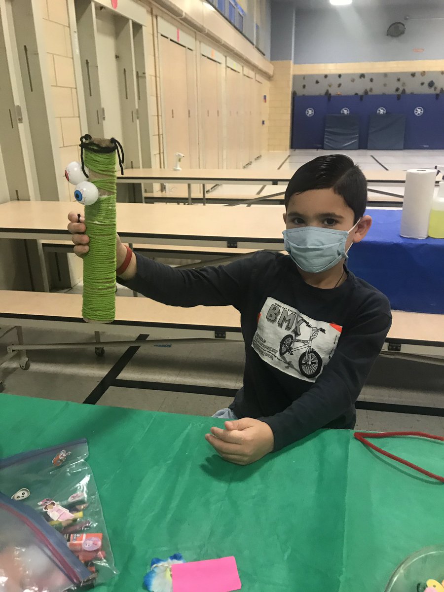 LastellaStacey's tweet photo. Itβs a Morning Monster Mash @ymcaGMC Nutswamp Ykids @MTPSpride #makerspaceactivities ππ»π€ͺπ§Ά https://t.co/7fncJeEvlu