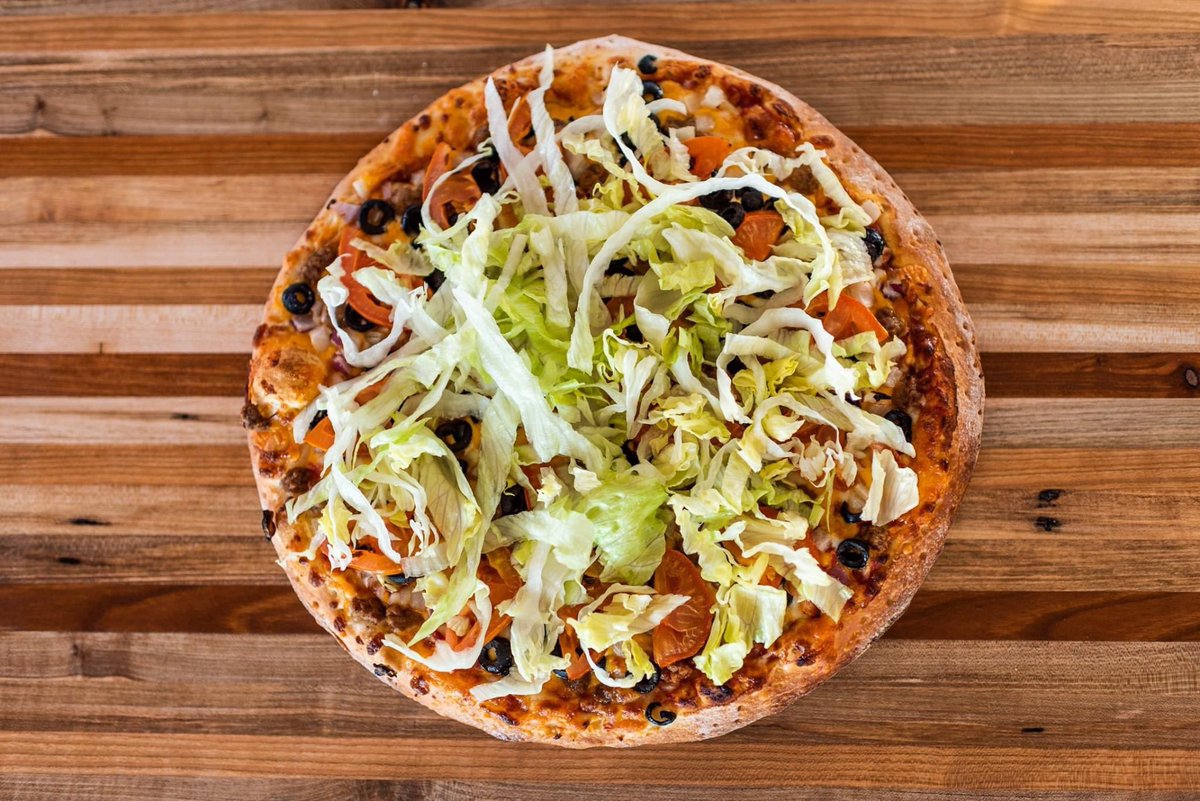 Did somebody say TACO TUESDAY?!?!
Grab a delectable 14" pie for $13.99.
#giuseppespizza #tacotuesday #tacopizza #pizza #monroepizzeria #goodeats #foodie #yum #cheesy https://t.co/SDqyU1wlga