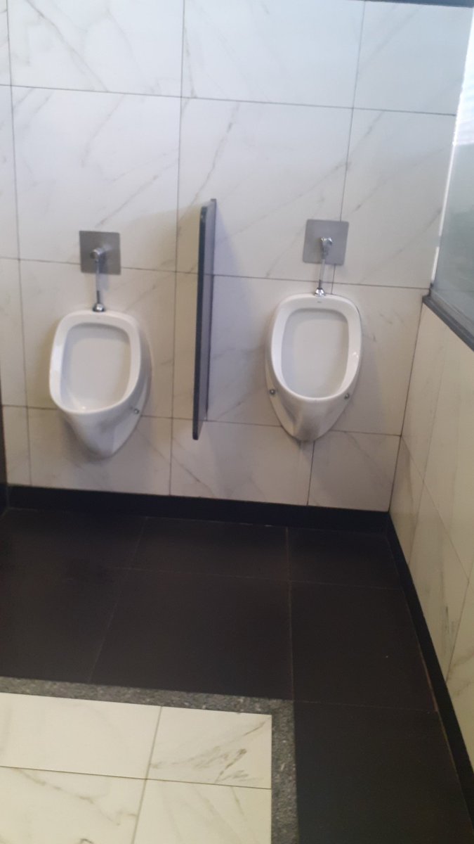 Ladsil1's tweet photo. Paixão por banheirão
Na procura https://t.co/F2sHEMn4bC