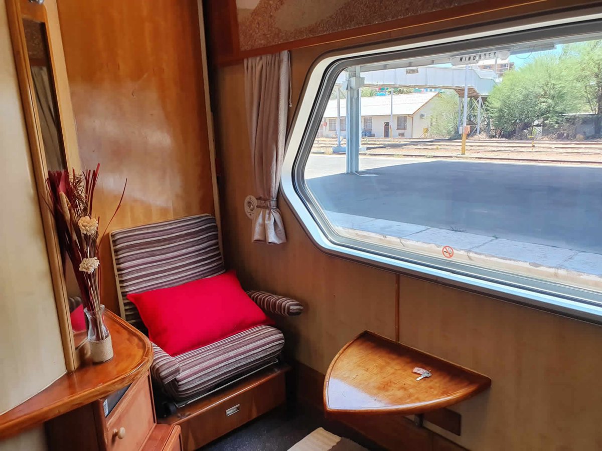 Tourism_Board's tweet photo. ABOARD THE DESERT EXPRESS!!!!🚆🚈🚉
Enjoy viewing the passing landscape through the uniquely shaped windows while you relax on the rails, having a cocktail or just chilling in your luxury compartment.
📸 by Desert Express
#sharemynamibia #travelnamibia #desertexpress https://t.co/DRoOZDzJIH