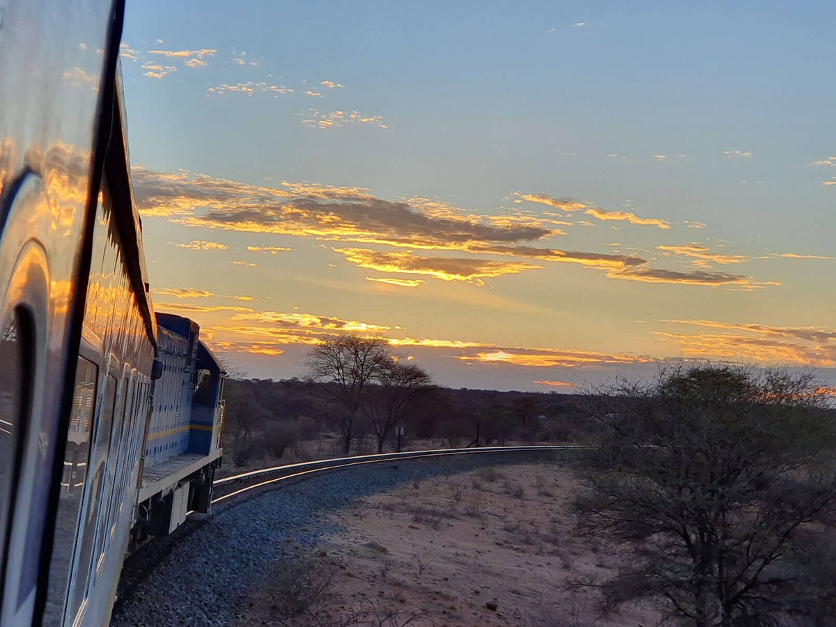 Tourism_Board's tweet photo. ABOARD THE DESERT EXPRESS!!!!🚆🚈🚉
Enjoy viewing the passing landscape through the uniquely shaped windows while you relax on the rails, having a cocktail or just chilling in your luxury compartment.
📸 by Desert Express
#sharemynamibia #travelnamibia #desertexpress https://t.co/DRoOZDzJIH