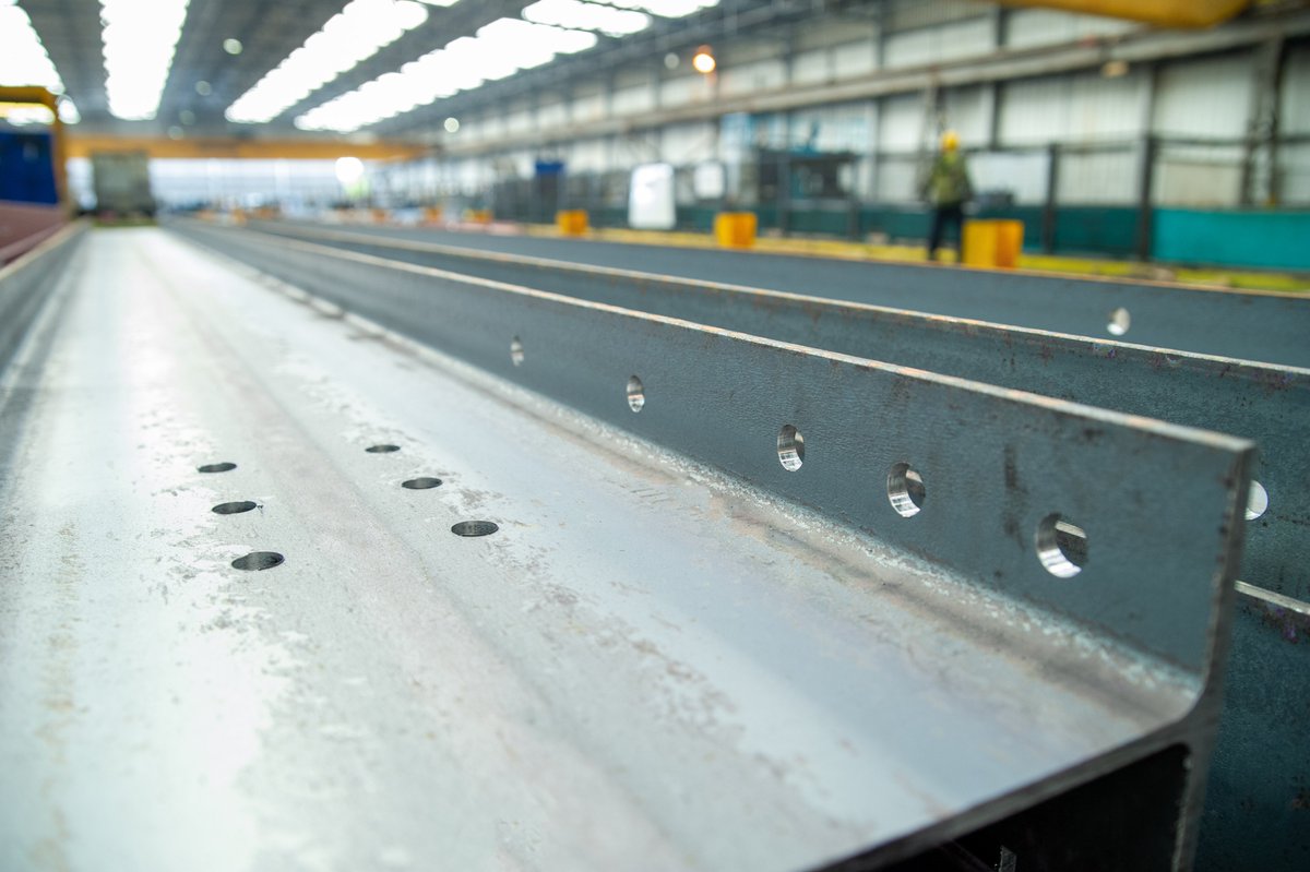 ParkerSteel's tweet photo. Structural steel delivered daily. A vast array of processing options. Easy to order online, over the phone or via email. We simplify your steel supply chain.
#structuralsteel #steelchannels #universalbeams #steelbeams #steelcolumns #universalcolumns https://t.co/aCvTBXLzKh