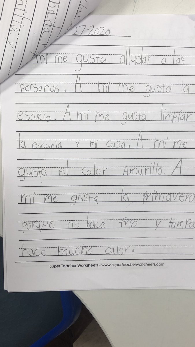 Jamie683's tweet image. So proud of these 1st graders! They are becoming amazing writers! #beDSE