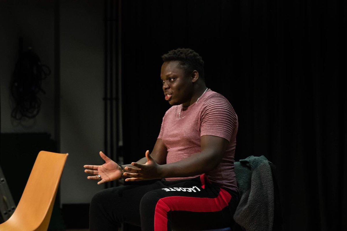 uniofbeds's tweet photo. Our Media & Performance students have had a great workshop this morning with actor & director Rick Platt! 🎭 #UniofBeds #Media #Acting #MediaPerformance https://t.co/dXrVmCT0IZ