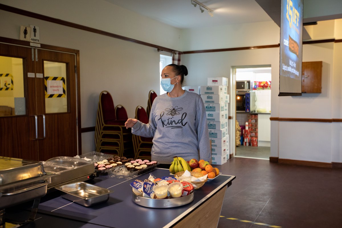 catgorynphoto's tweet photo. Staff & volunteers at @SohamTownRanger get ready to provide lunch for families in need over the school holidays. Today Shepherds Pie, Chips, Beans and Bananas are just a few of the things on offer.
#ENDCHILDFOODPOVERTY
#Football #FootballFamily #KeepOfTheGrass https://t.co/Ae1Lq0Ds7e