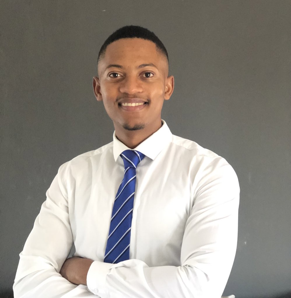 BokamosoKhali's tweet image. The message is clear 😇
#TeamBLife
#BattleOfTheCEOs 
#TheCookoff