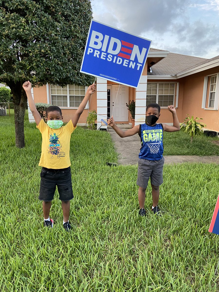 1199SEIUFlorida's tweet photo. Vote for a better future for our family. Early voting is open statewide so get to the polls or return your vote by mail ballot now at a secure drop box at your early vote site or at your County Supervisor Elections or branch offices. #WeCareWeVote #FLEarlyVoting https://t.co/NkkOJOxjHy