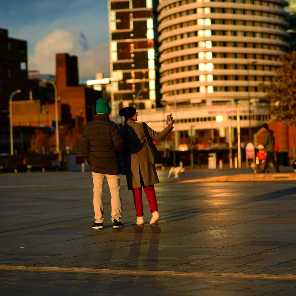 cityarchive's tweet photo. Sunset selfie
.
.
.
.
#ukshooters #lensculture #lensculturestreets #everybodystreet #wearethestreets #streetizm #spicollective #streetsgrammer #streetphotographer #burnmagazine #eyephotomagazine #life_is_street #streetziers #myfeatureshoot #streets_storytelling #fromstree… https://t.co/ZrADoRDU3e