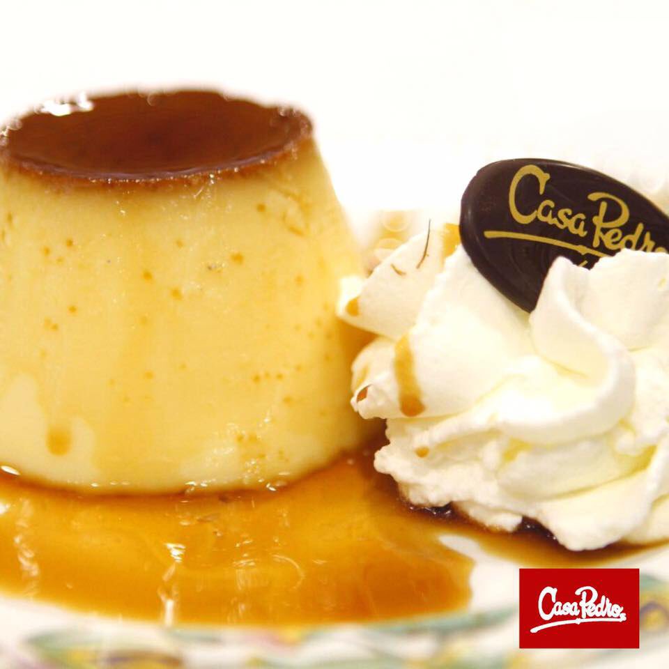 Delicioso flan de huevo acompañado con nata 😋 Los mejores postres se preparan en Restaurante Casa Pedro. ¡Ven y disfruta de una experiencia gastronómica sin igual! 😊

#PuenteGenil #RestauranteCasaPedro #Food #TuRestaurante #ComerBien #Córdoba #Bibgourmand
