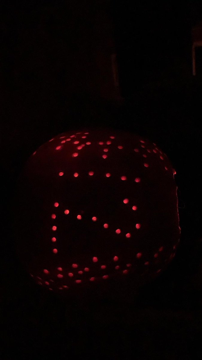 OutlawsFrench's tweet photo. Outlaws Pumpkin Contest - Caitlyn Mullis #OutlawNation https://t.co/FJrEpw4dJk