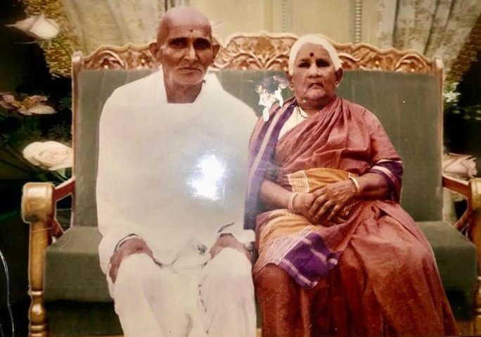 The late Brahmasri Madduri Suryanarayana Somayajulu garu. He conducted over a dozen Agnichayanams. 