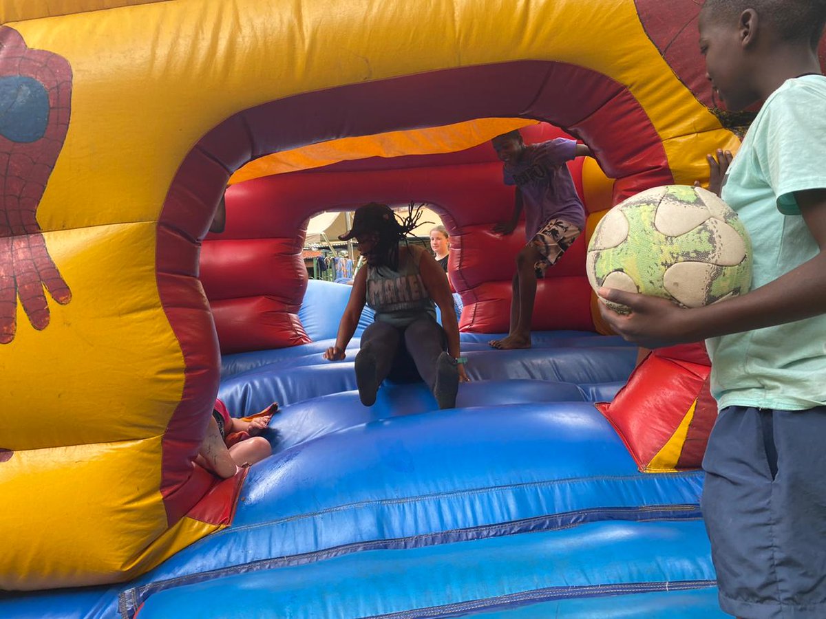 seb4vision's tweet photo. Blue Monday? Not when #Seb4visionCares is around... we spent our day out in the sun with our friends at The Village Safe Haven, have a look at what we got up to.
#Seb4visionCares #WeRDigital #WeRGraphics
https://t.co/3K3WgX1srJ https://t.co/bcdJmYfP29