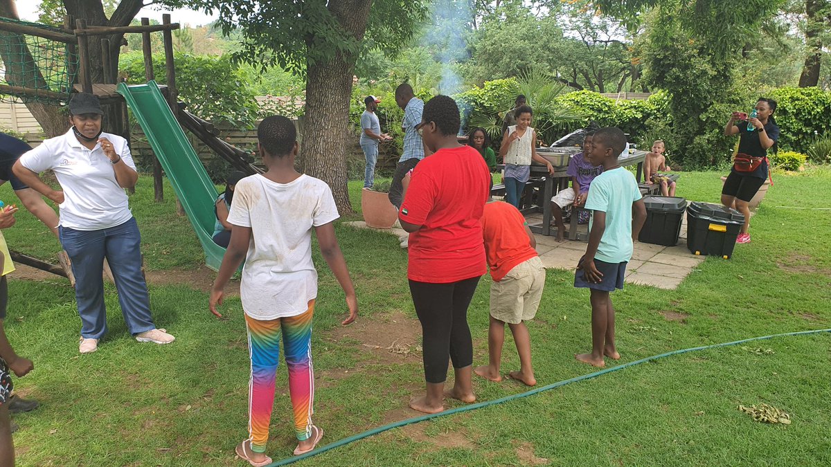 seb4vision's tweet photo. Blue Monday? Not when #Seb4visionCares is around... we spent our day out in the sun with our friends at The Village Safe Haven, have a look at what we got up to.
#Seb4visionCares #WeRDigital #WeRGraphics
https://t.co/3K3WgX1srJ https://t.co/bcdJmYfP29