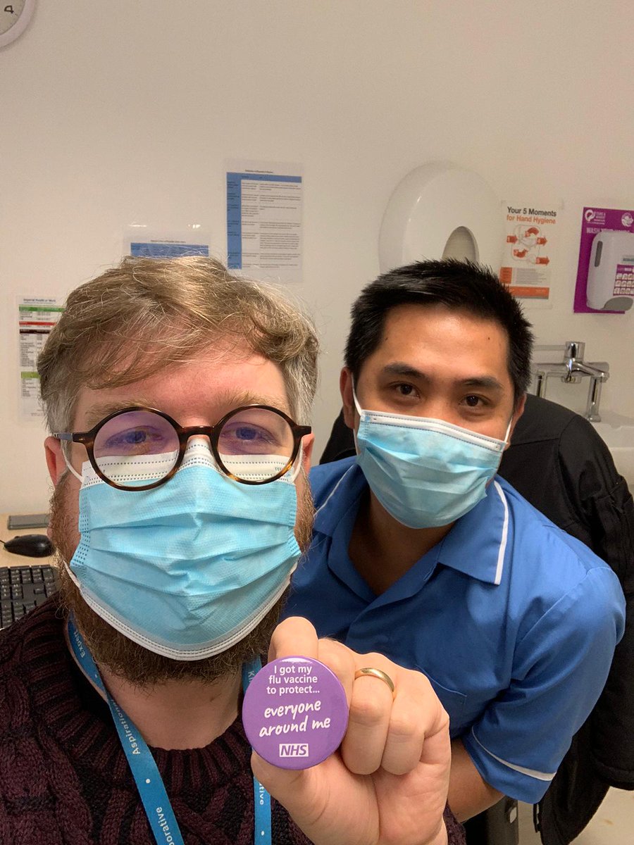 Itunurse's tweet photo. It feels so amazing to be cared for by Richie an #IEN from #Philippines who I supported with #OSCE almost a year ago. His IM injection technique was gold standard #ImperialFluVaccine #ForMyFamily #ForMyColleagues @Imperialpeople https://t.co/UXK2U74J3G