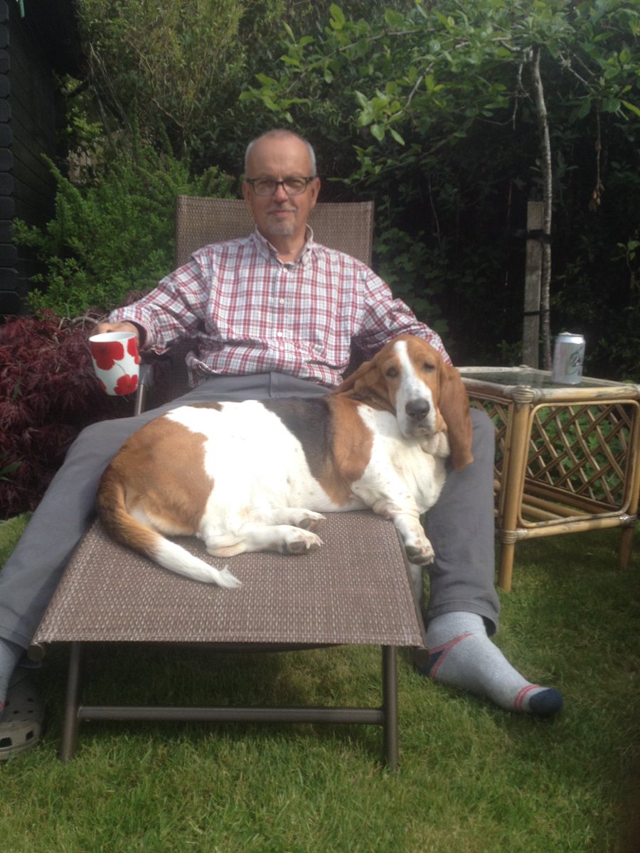 @SimonPovey4 @JaneyGodley My husband never thought Flora would turn out to be his lap dog