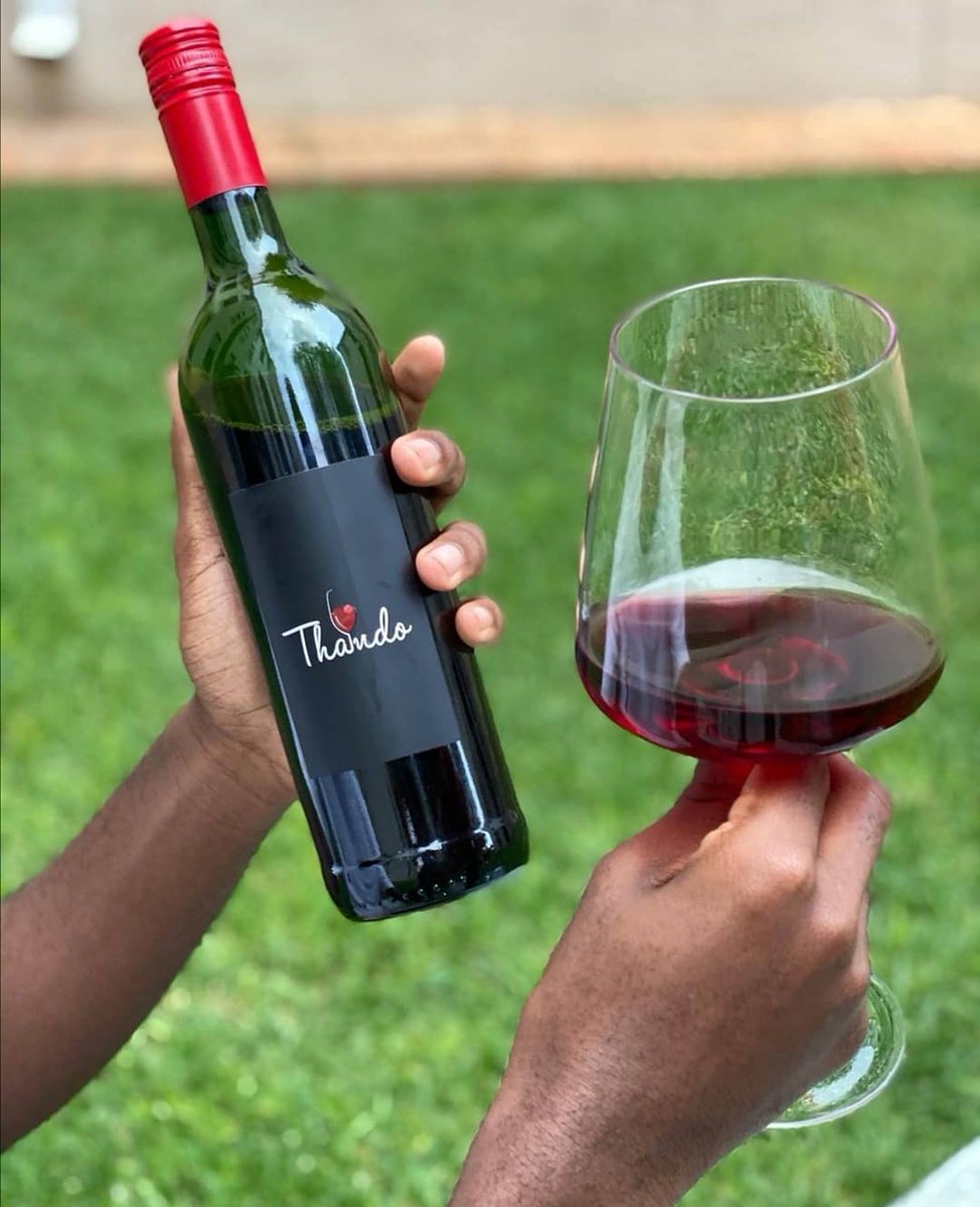 ThandoWinery's tweet photo. Our idea of a Choose day. Red or White? 🤔 Nice life problems with @ivenmab

Love sealed and delivered. 🍷❤️

#tasteexperiencedrinklove #thandowinery #loveinabottle #buylocal #proudlysouthafrican #tastelove #SouthAfrica #chooseday #wine https://t.co/BrmnyXxPhS