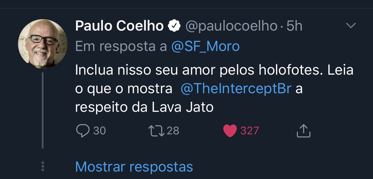 marcyndias's tweet photo. @paulocoelho em resposta à postagem de @SF_Moro! Engraçado como o Moro conseguiu unir à Esquerda da Direita no ódio contra a sua pessoa! Será que o @jornalnacional irá lhe carregar até 2022?! Assista nos próximos capítulos! ✍🏽👊🏽🤷🏽‍♂️ https://t.co/3jcJEid4P9
