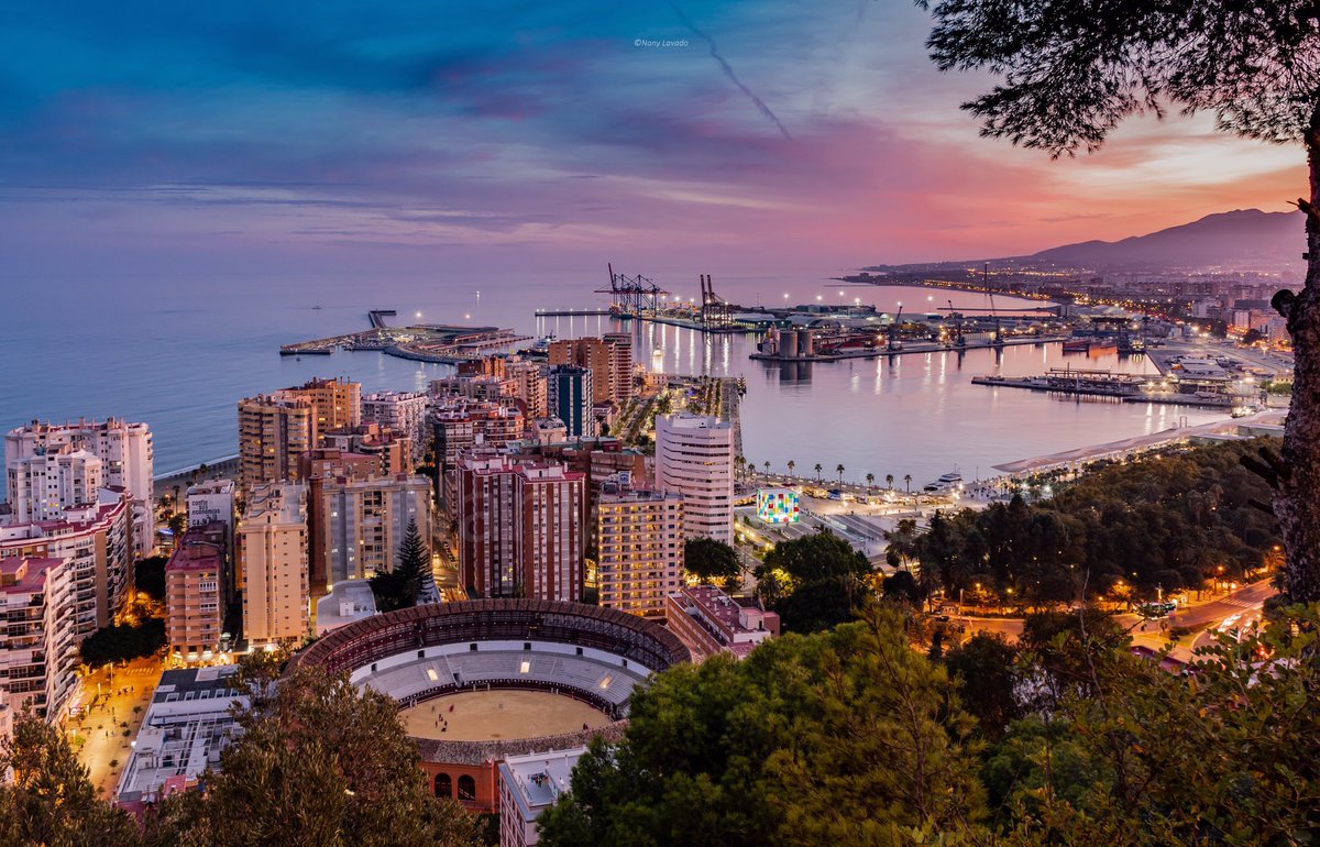 ¿Qué ha pasado hoy?
Atardecer 9/10/2020 
¡Espectácular!. Por <a href="/nanyfotografia/">Lechuza inquieta (Nany Lavado)</a>