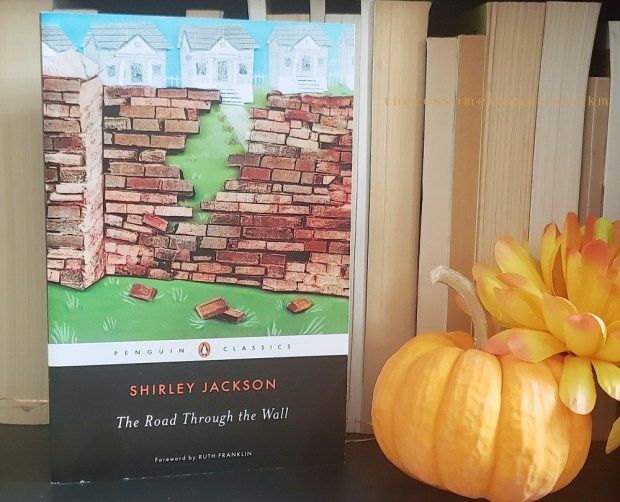 somethingabtkm's tweet image. From My Bookshelf: Three novels by Shirley Jackson buff.ly/3ow91kP 
#TuesdayBookBlog #FromMyBookshelf
