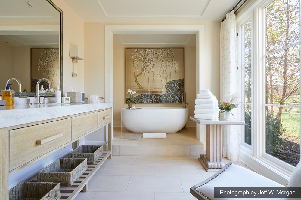 tandlbathtubs's tweet photo. A T&L Oceanus tub is the centerpiece of this luxury bathroom at Waterprerry Farm:
Oceanus tub: https://t.co/PmiUple1nH
#freestandingtub #bathroomremodel #luxurybathrooms #bathroomdesign #luxuryhomes #bathtub #interiordesign #bathroomdesigntips #freestandingbathtub #Interiors https://t.co/ghbu3Vt69Y