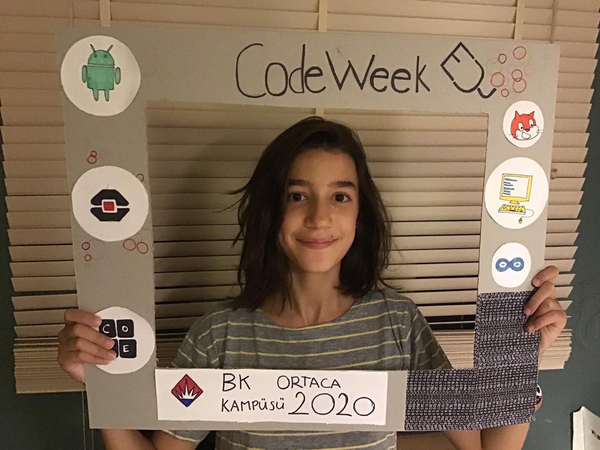 ortacabk's tweet image. Bahçeşehir Koleji Ortaca Kampüsü kodluyor! #CodeWeekEu #CodeWeek2020 #bkcoding @burgencay @duygubiyikoglu @busraaltuntasbk