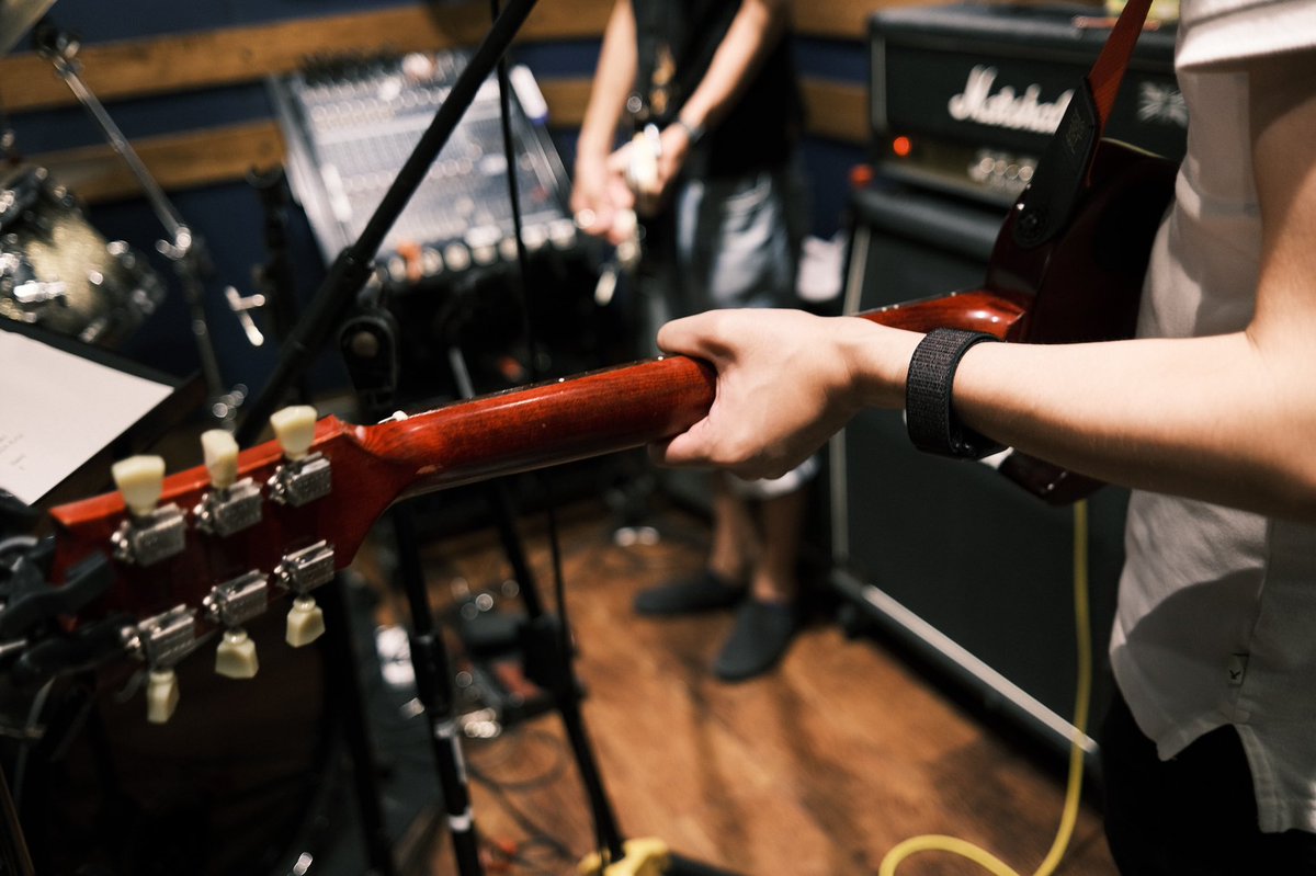 RG3DRMPtWWmPSv0's tweet image. いつかのバンド練。
#x100v #クラシックネガ #フィルムシミュレーション