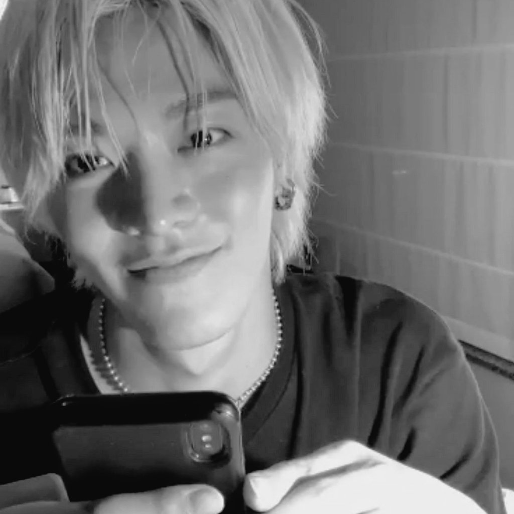 New acc

Kang Atuy
Nakamoto Yuta as face claim

Mutual꧆Like RT
Fambest꧆DM

"Your oppa is here."

#roleplayerindonesia #roleplayer #RP #rpi #Rpw #rpindonesia