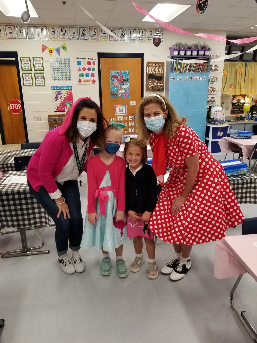 Victoria Saxon tweet media