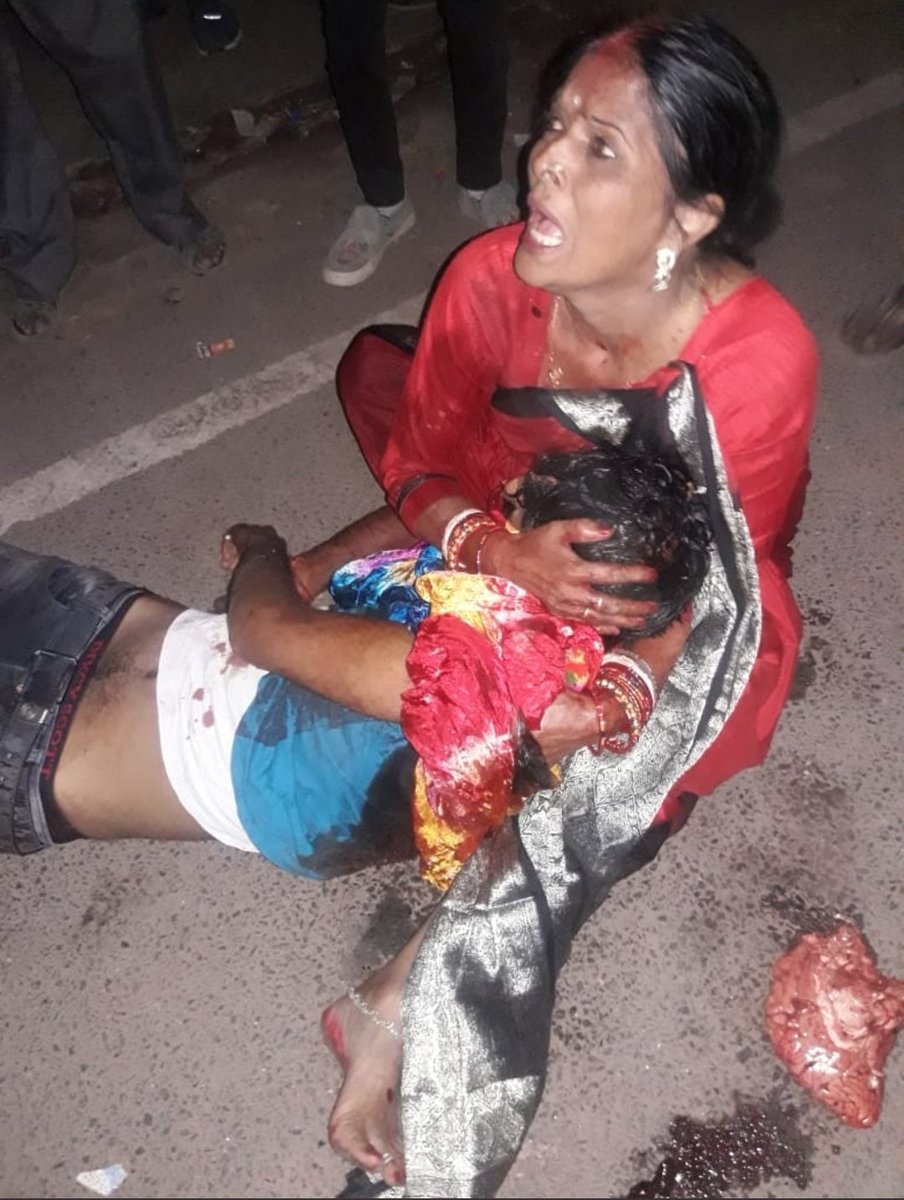PoojaAv721's tweet photo. Wow you can conduct election rally but we cannot do puja?
 #जनरल_डायर_नीतीश_कुमार 
 IPS lipi Singh . She allowed the lynching of innocent Hindus who were doing Durga puja in Munger, Bihar. Munger police massacred &amp; shot dead innocent Hindus under her command. https://t.co/iSyBeDGoya