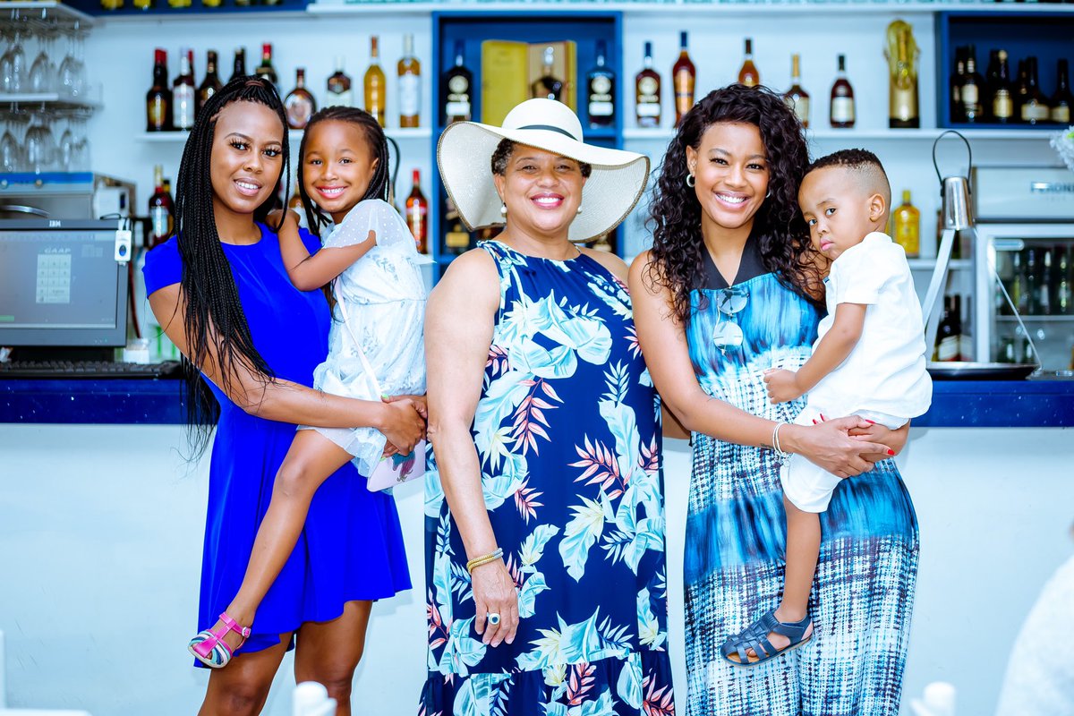 TshepiVundla's tweet photo. My mom, sister, niece &amp; son are constantly in my corner &amp; keep me grounded in the crazy world we live in. I cannot imagine my life without them. I am forever thankful for them &amp; appreciate them. #AppreciationPost https://t.co/QW9LsXWW02