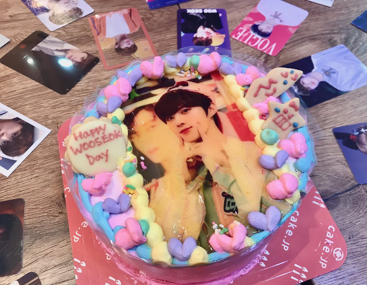 love_tempo's tweet photo. 여기가 나의 묘석
세워줘 나의 비석

#영원히_함께있을_Beautiful_김우석
#Happy_25th_Wooseok_Day https://t.co/uPjPoNAol1