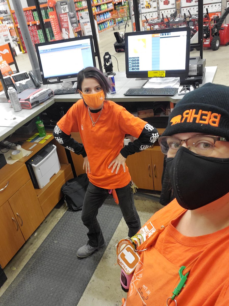 Happy SPIRIT WEEK!! Rocking out some Orange and black this morning!!! #MWOCT2020 <a href="/Diana_T_Tran/">Diana Tran</a> <a href="/McFarrenGary/">Gary McFarren</a> <a href="/MelissaJarret13/">Melissa Hartsell</a> <a href="/AnnaMaeFlower87/">Anna Moreno</a> <a href="/Iafano86/">Joey Iafano</a> <a href="/commerceHD/">Commerce Home Depot</a> @TheClanMcClain
