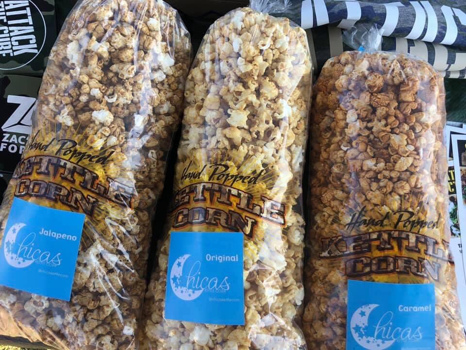 zacs_attack's tweet image. It's time for a KETTLE CORN FRENZY! We are selling bags of Chica’s Kettle Corn for a limited time! They are donating 50% of the proceeds! Pre-order online and pick up Nov 20-22 (we are not shipping this time). Original, Caramel and Jalapeño! @Zacberg7 
zacsattack.com/eat-for-a-cure
