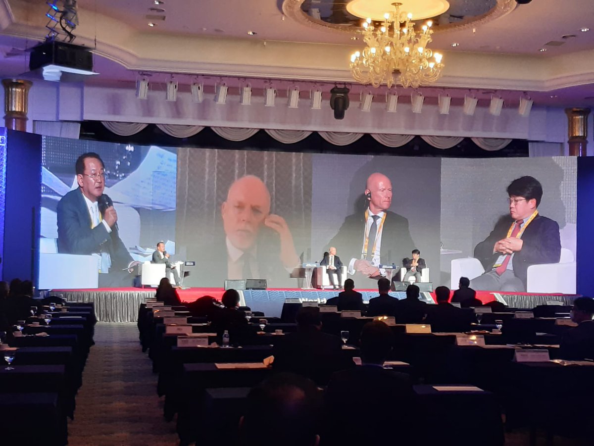 Privileged to give a keynote speech at the World Ocean Forum in Busan today, sharing 🇳🇴 perspectives on this important topic. Honored to share the stage and panel with <a href="/ThomsonFiji/">Peter Thomson</a>, <a href="/UN/">United Nations</a> Special Envoy for the Ocean🇺🇳 <a href="/Utenriksdept/">Utenriksdepartementet</a> <a href="/kldep/">Klima- og miljødep</a> <a href="/mofkorea/">해양수산부</a> <a href="/UnniKl/">Unni Kløvstad</a> <a href="/Statsmin_kontor/">SMK</a>