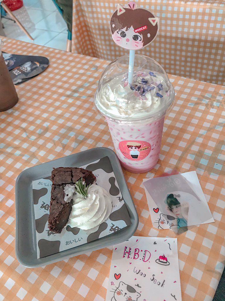 ddreamns's tweet photo. 𝐾𝑖𝑚 𝑊𝑜𝑜 𝑆𝑒𝑜𝑘 𝐵𝐷 𝑃𝑟𝑜𝑗𝑒𝑐𝑡
โปรเจคน่ารักมากกก give away สุด cute 
โปรเจคมีถึง 30 oct น้าา 
🥰🥰 🥰🥰🥰
@Larklai_Nimman 
@ithinksocafe 
#CharmingKWS1027 
#OurSunshineKWS1027 
#KIMWOOSEOK 
#HAPPYWOOSEOKDAY https://t.co/OdVNvgQiyX